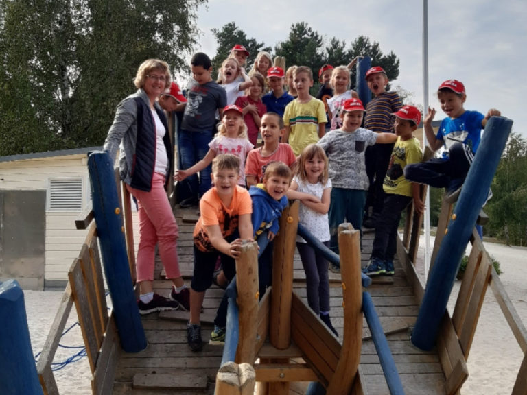 Unser 1 Wandertag Grundschule Rückersdorf